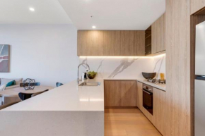 Star In The Sky Broadbeach - Stunning Ocean Views